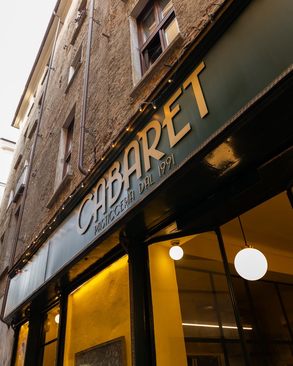 cabaret pasticceria torino