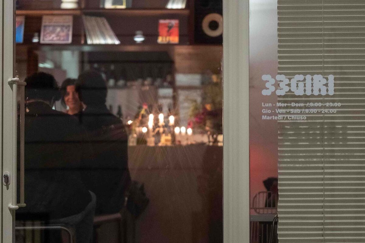 33 Giri Listening Bar: vinili e piattini a Borgo Pio